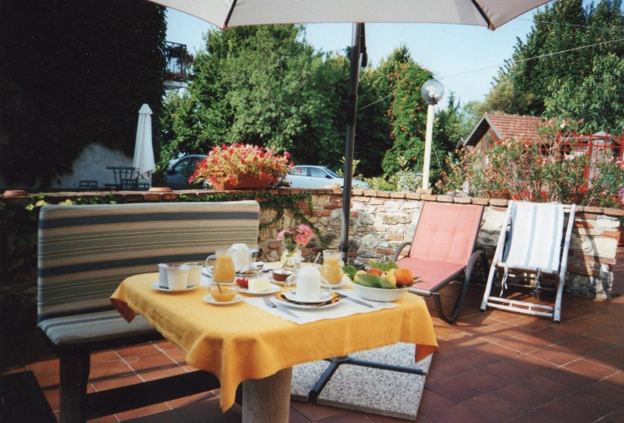 Albergotto NatalinaGrazzano Badoglio エクステリア 写真