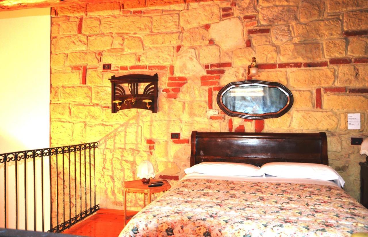 Albergotto NatalinaGrazzano Badoglio エクステリア 写真