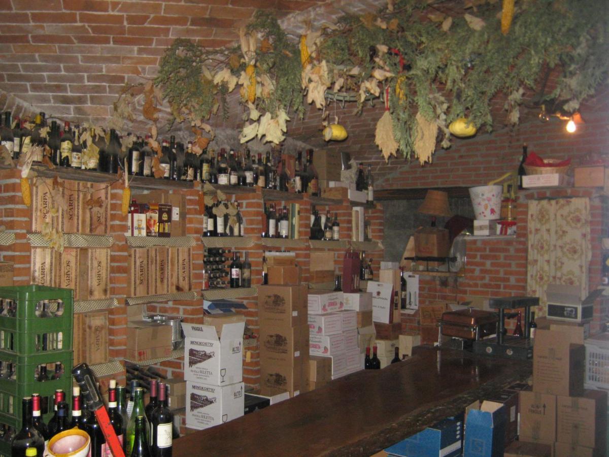 Albergotto NatalinaGrazzano Badoglio エクステリア 写真
